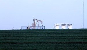 Read more about the article Oilfield Trucking Takes Hit With Shifting Needs
