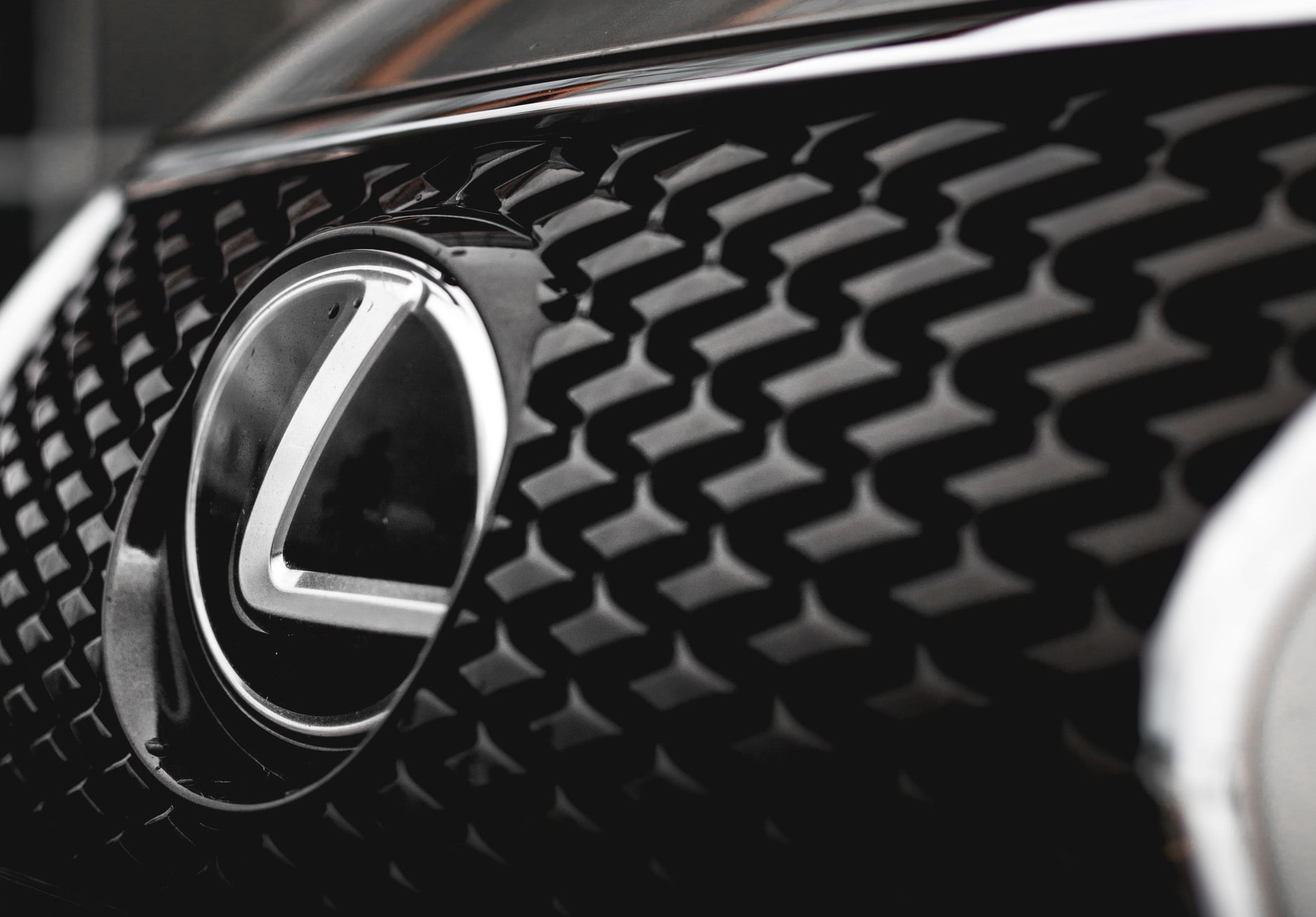 Lexus NX 2022: Crossover in a Plug-In Hybrid Form