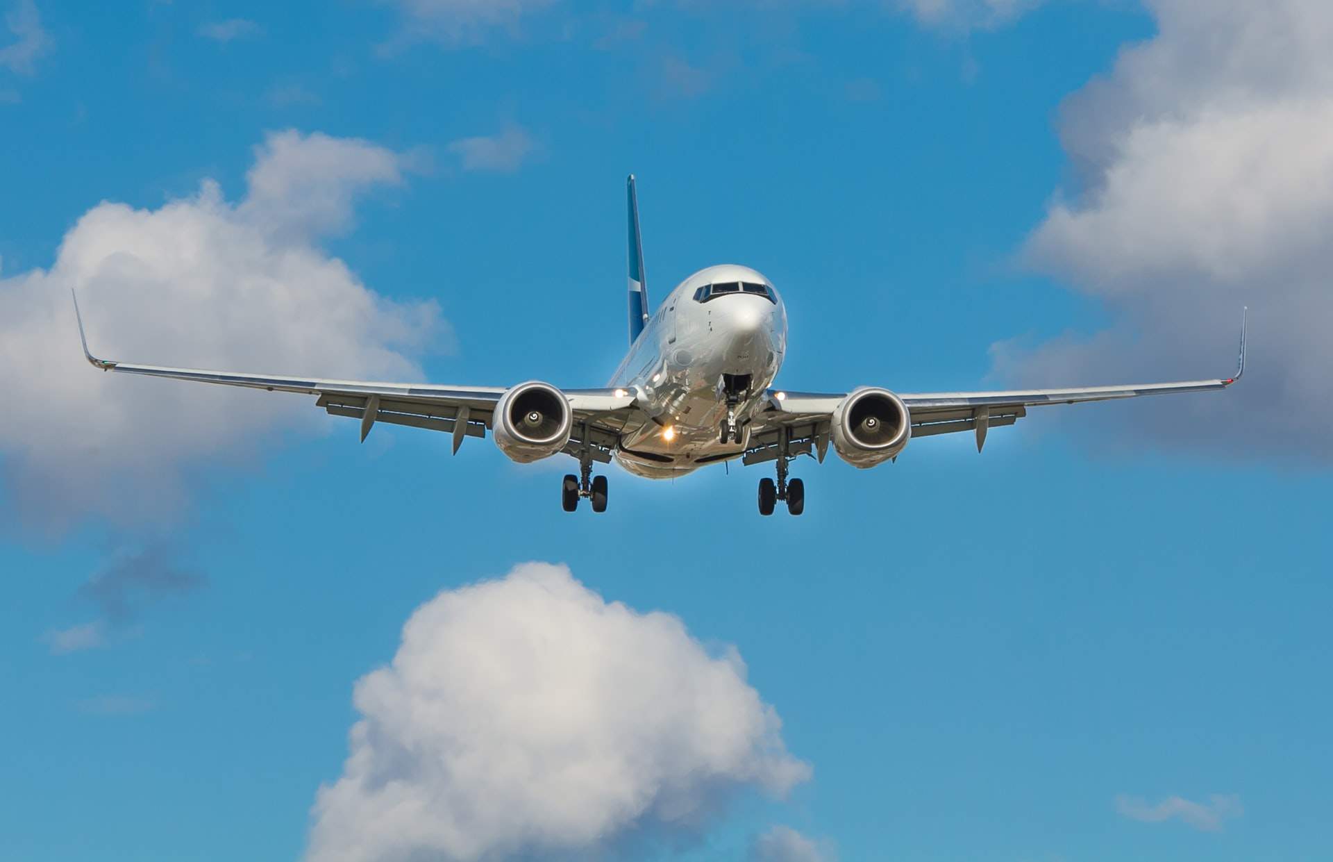 You are currently viewing Travelers are Warned to Expect Busy Times at the Airport