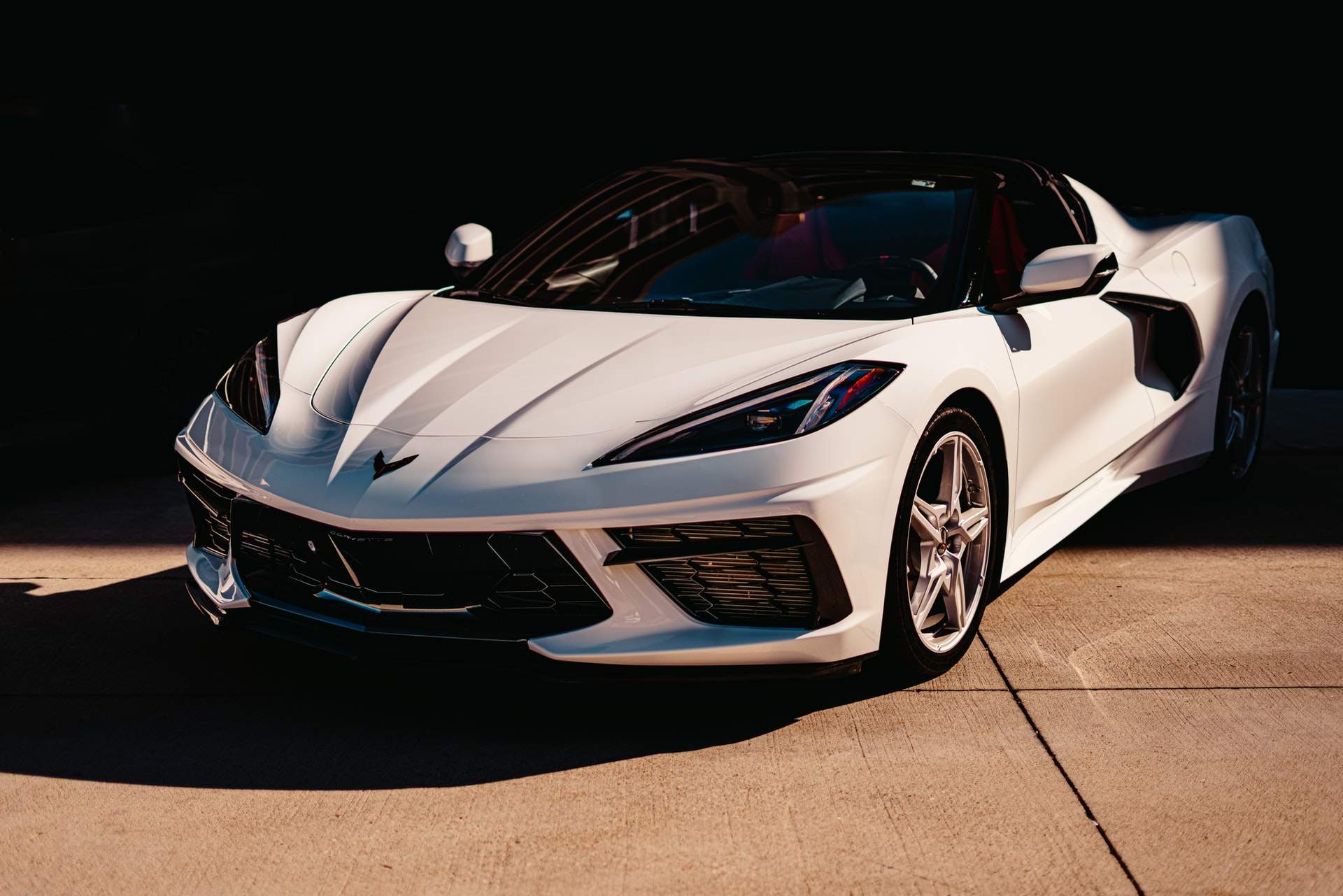 You are currently viewing Chevrolet Corvette Rolls Into Production May 9th
