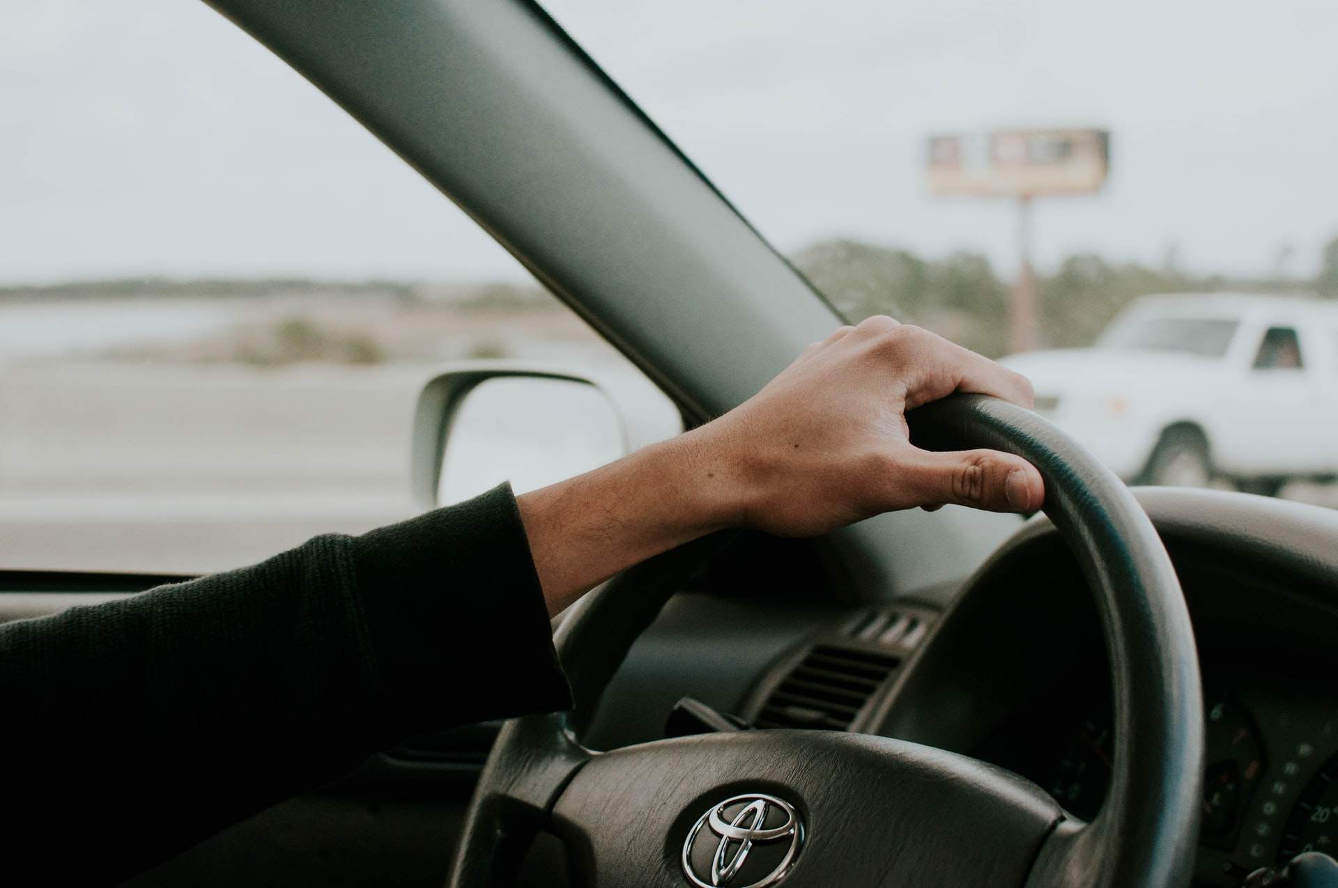 You are currently viewing Toyota Tundra Capstone Entices Buyers with Luxury