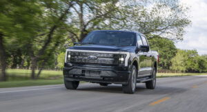 Read more about the article Ford Cuts F-150 Lightning Production To Meet Market Demand